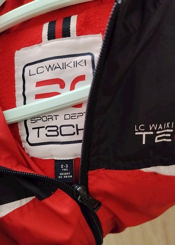 Kırmızı Fermuarlı Erkek Çocuk Mont - Görsel 2