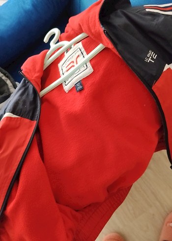 Kırmızı Fermuarlı Erkek Çocuk Mont - Görsel 3