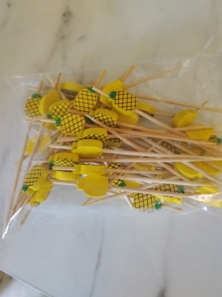 Sarı Ananas ve Portakal Dekorlu Parti Kürdanları - Görsel 3