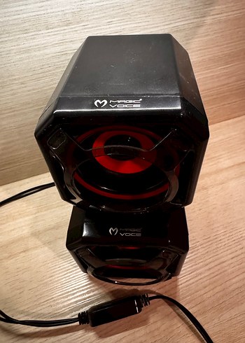 Kırmızı Renkli Müzik Sistemi Hoparlörleri - Görsel 3