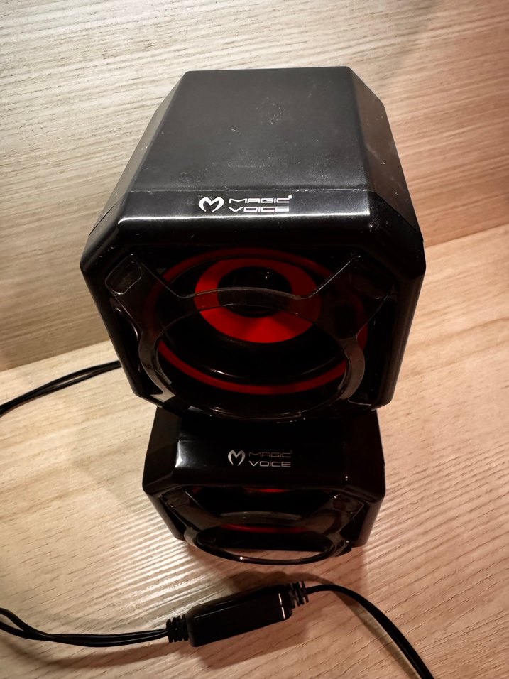 Kırmızı Renkli Müzik Sistemi Hoparlörleri - Görsel 3