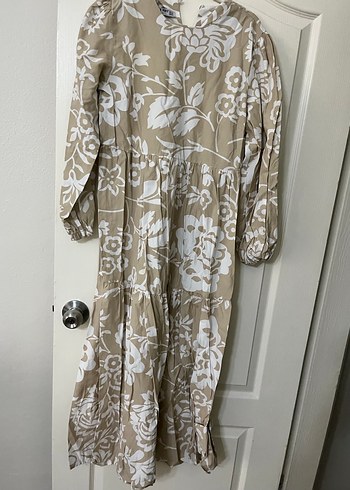 Bej Çiçek Desenli Uzun Keten Elbise - Görsel 2