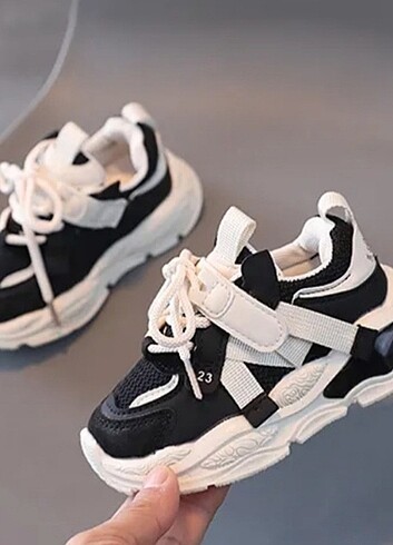 25 Beden siyah Renk 25 numara unisex spor ayakkabı