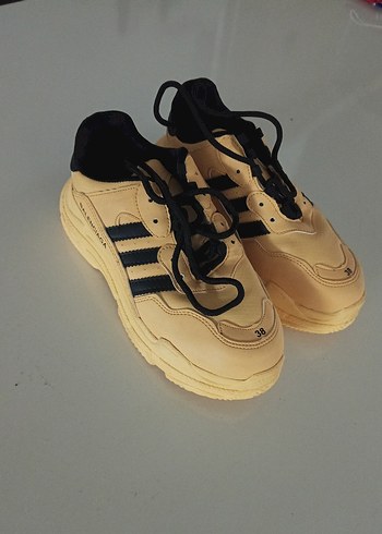 Adidas 38