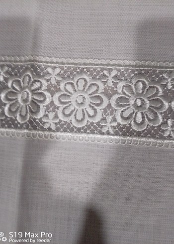 Gri Nakışlı Beyaz Masa Örtüsü - Görsel 3