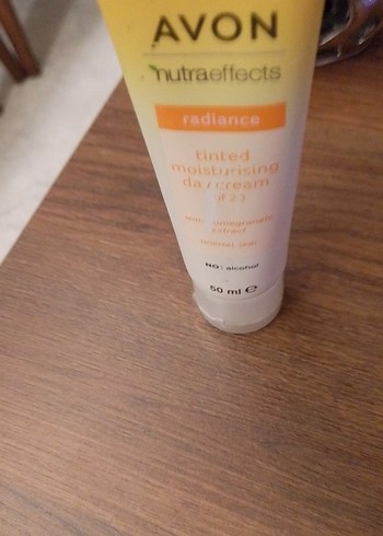 Avon Nutraeffects Günlük Tonlu Nemlendirici Krem - Görsel 3