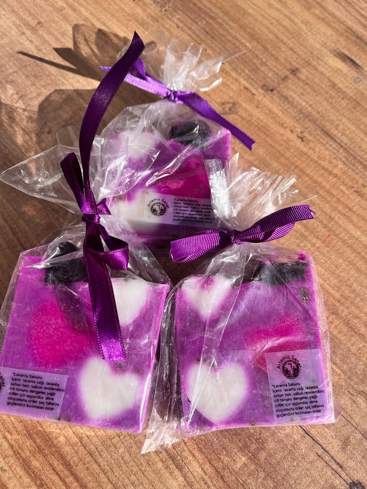 Lavanta yağlı Kalp Desenli Mor sabun - Görsel 5