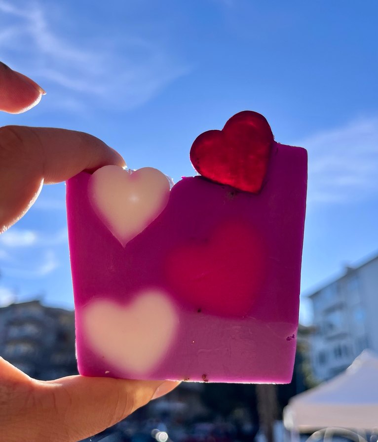 Lavanta yağlı Kalp Desenli Mor sabun - Görsel 3