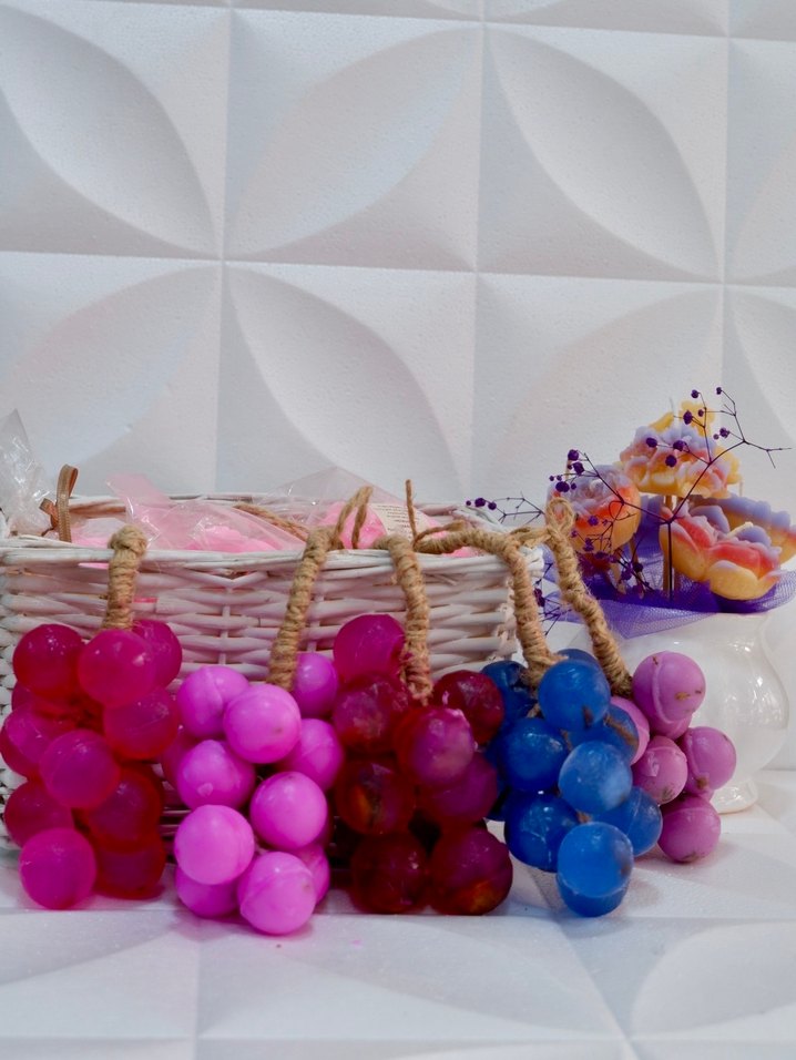 Renkli Üzüm Şeklinde Sabunlar - Görsel 2