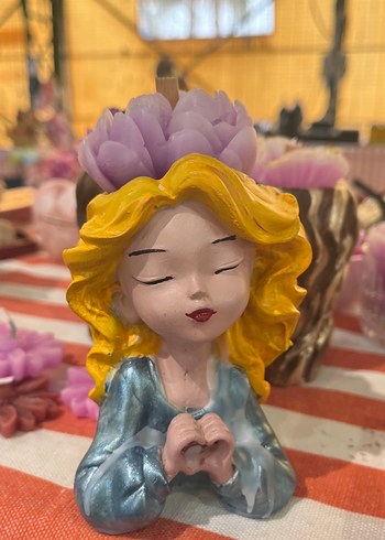 Kadın Figürlü saksı içinde pembe çiçek mum - Görsel 4