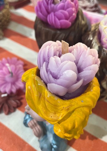 Kadın Figürlü saksı içinde pembe çiçek mum - Görsel 9