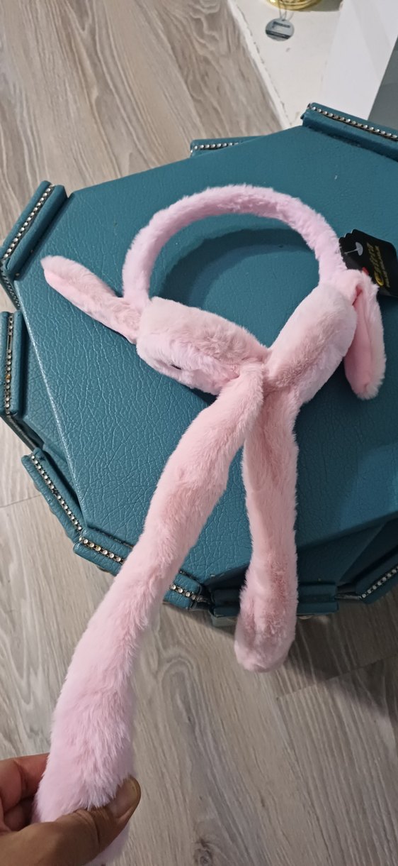 Pembe Peluş Oyuncak Kulaklık Şal - Görsel 3