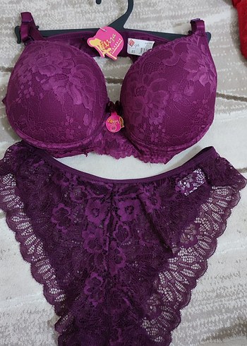 Nakışlı Kırmızı ve Mor Bohem Sütyen takımı - Görsel 4