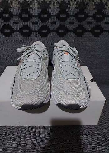 42.5 Beden Orjinal Nike 42,5 no Legend Essential 3