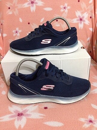 Orjinal Skechers 40 no