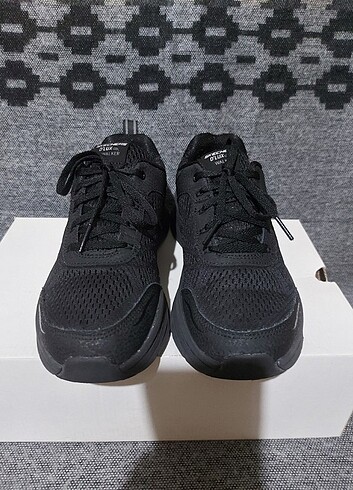 37 Beden Orjinal Skechers 37 no D'Lux Walker