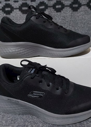 Skechers 41