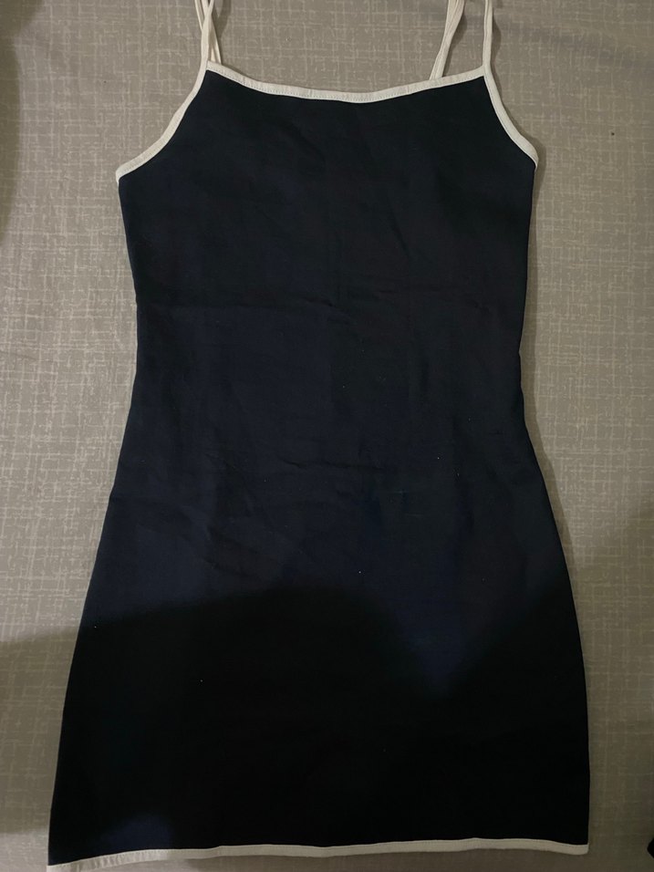 Siyah Yüksek Yakalı Kadın Midi Elbise - Görsel 3