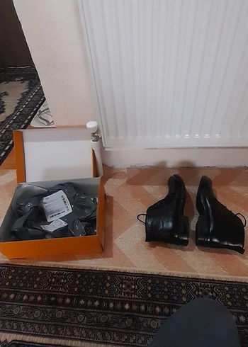 41 numara erkek kışlık bot sıfır kutu hiç giyilmedi derisi guzel - Görsel 2