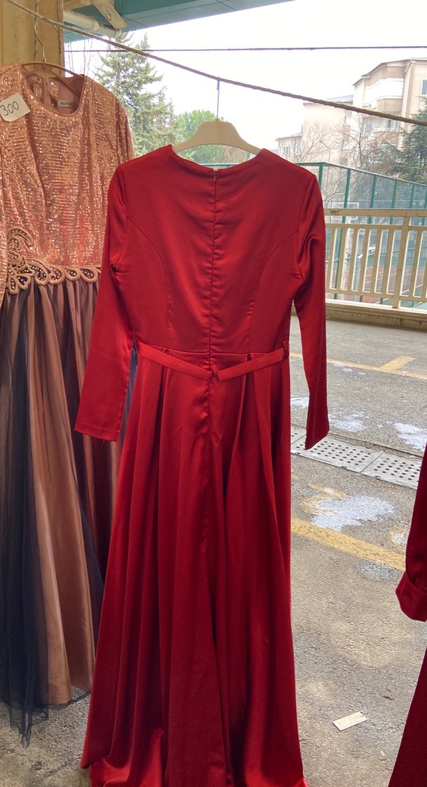 Bordo Uzun Kollu Drapeli Kadın Abiye Elbise - Görsel 2