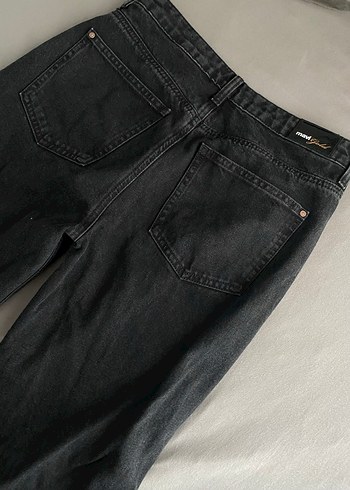 Kadın Siyah Bol Kesim Midi Kot Pantolon - Görsel 3