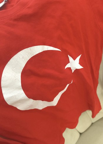 Kırmızı Uzun Kollu 6 yas - Görsel 3