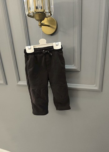 Erkek Çocuk Siyah Dar Kesim Eşofman Altı - Görsel 4