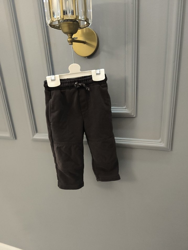 Erkek Çocuk Siyah Dar Kesim Eşofman Altı - Görsel 4