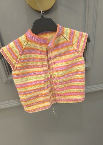 Kız Çocuk Renkli Triko Kolsuz Hırka el yapımı yen - Görsel 4