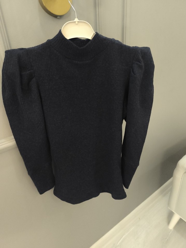 Siyah Yünlü Yarım Balıkçı Yaka Kadın Kazak - Görsel 3