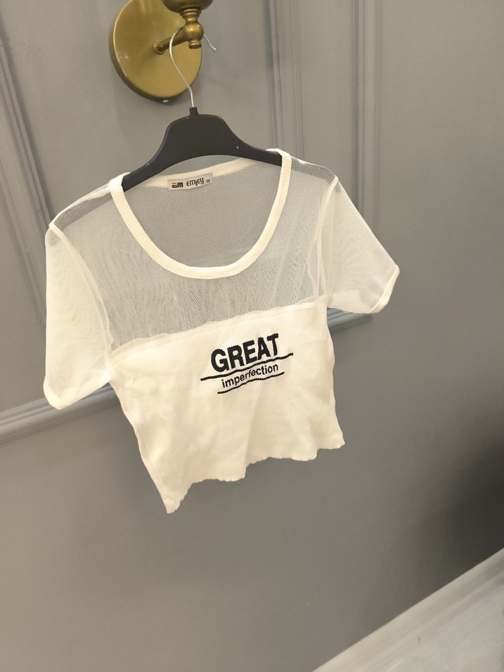 Şeffaf Üstü Baskılı Beyaz Kadın Tişört - Görsel 4