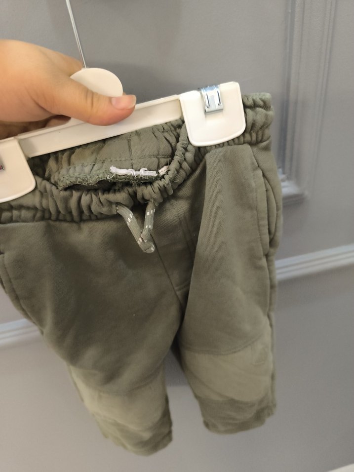 Erkek Çocuk Haki Süet Kemerli Bol Pantolon - Görsel 2