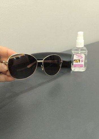 Beyaz Parlak Kadın Güneş Gözlüğü - Görsel 3