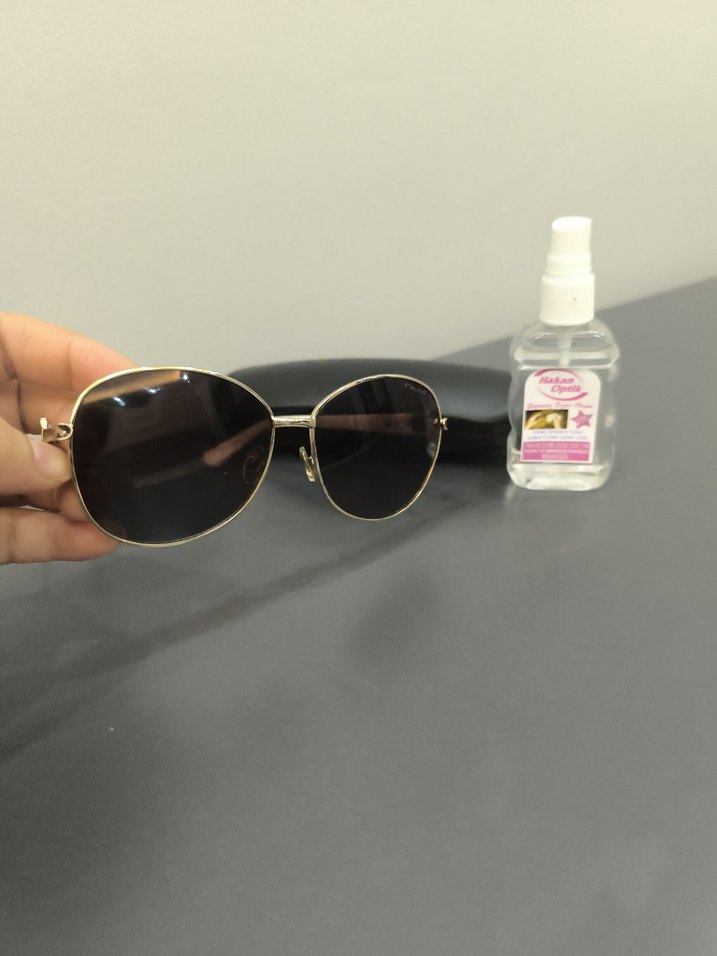 Beyaz Parlak Kadın Güneş Gözlüğü - Görsel 3