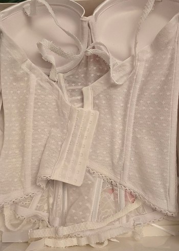 Dantelli Straplez Beyaz Jartiyer Set Gelinlik İç Çamaşırı - Görsel 5