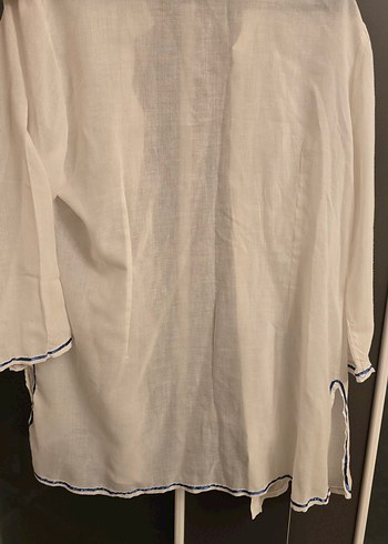 Nakışlı Beyaz KadınGömlek - Görsel 5