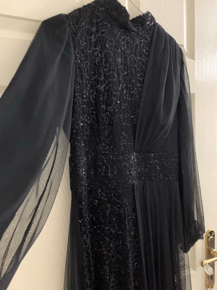 Uzun Kollu Siyah  Uzun Tesettür Abiye Elbise - Görsel 3