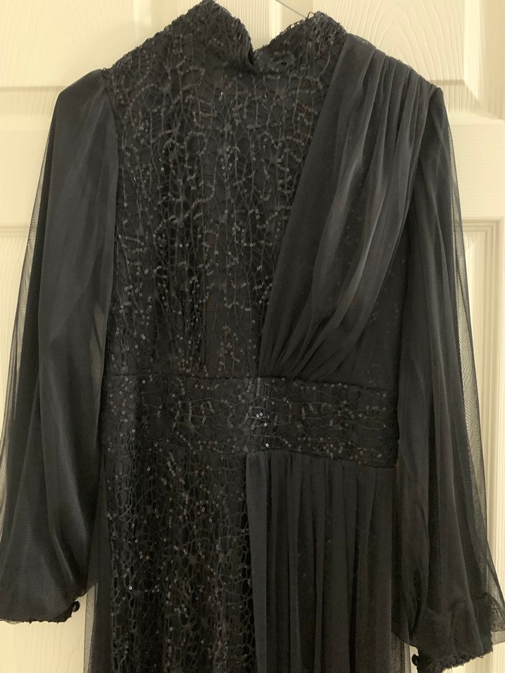 Uzun Kollu Siyah  Uzun Tesettür Abiye Elbise - Görsel 2