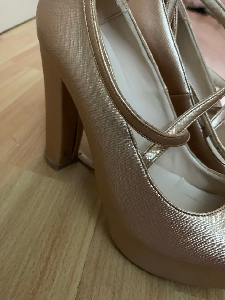 Bej Parlak Tokalı Platform Topuklu Kadın Ayakkabı - Görsel 4
