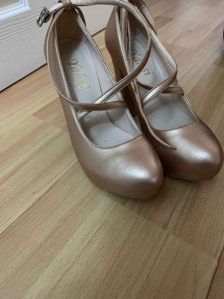 Bej Parlak Tokalı Platform Topuklu Kadın Ayakkabı - Görsel 2