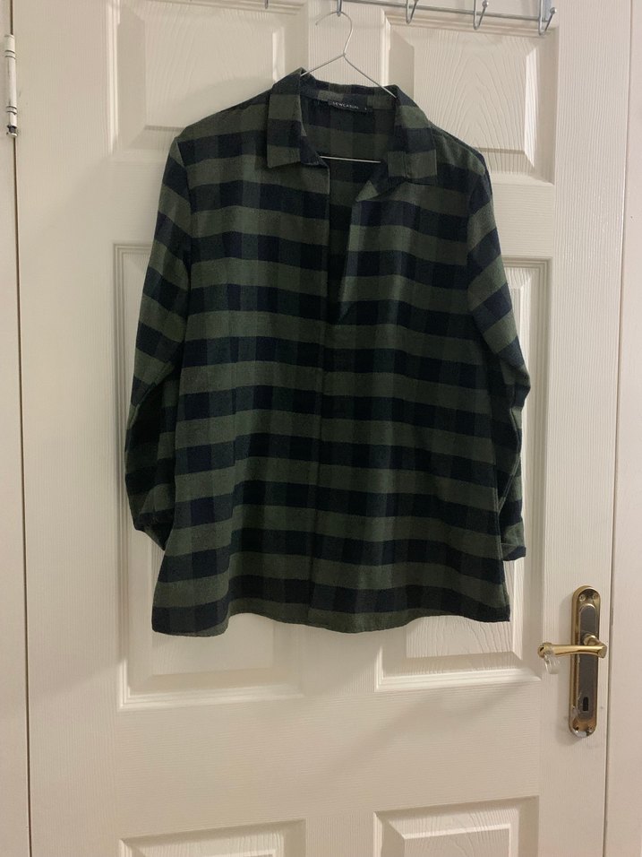 Kadın Yeşil Kareli Gömlek - Görsel 2