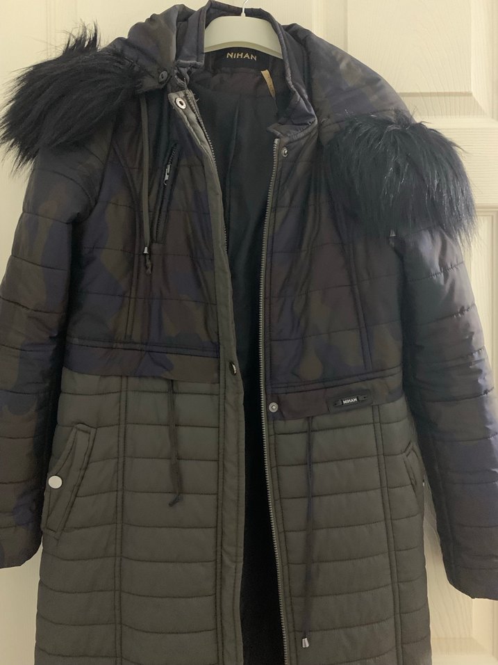 Siyah Kadın Uzun Kürklü Kaban - Görsel 2