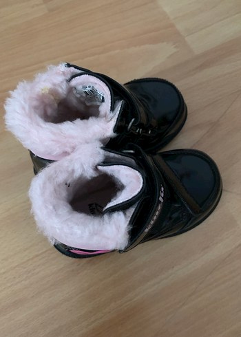 Kız Çocuk Siyah Rugan Botlar Velcro - Görsel 4