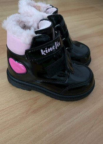 Kız Çocuk Siyah Rugan Botlar Velcro - Görsel 2