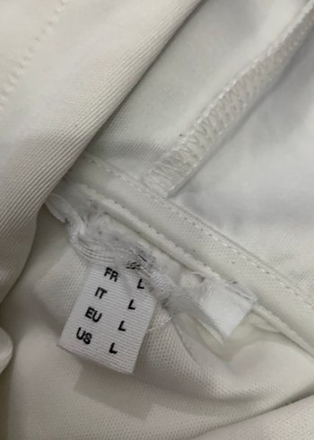 Düğmeli Beyaz Nakışlı Mini Sweatshirt - Görsel 3