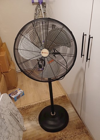 Dijitsu Siyah Ayaklı Vantilatör - Görsel 2