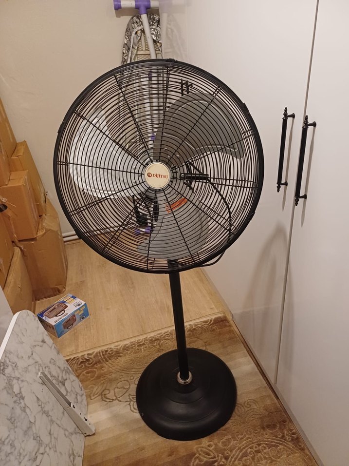 Dijitsu Siyah Ayaklı Vantilatör - Görsel 2