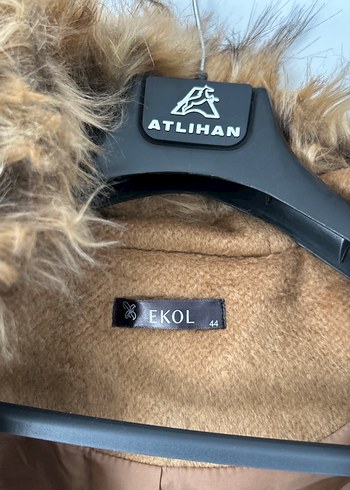 Kürk detaylı çıkarılabilir kapşon kaşe kaban - Görsel 4