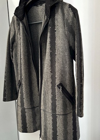 Gri Kapüşonlu Uzun Kadın Kaban - Görsel 2