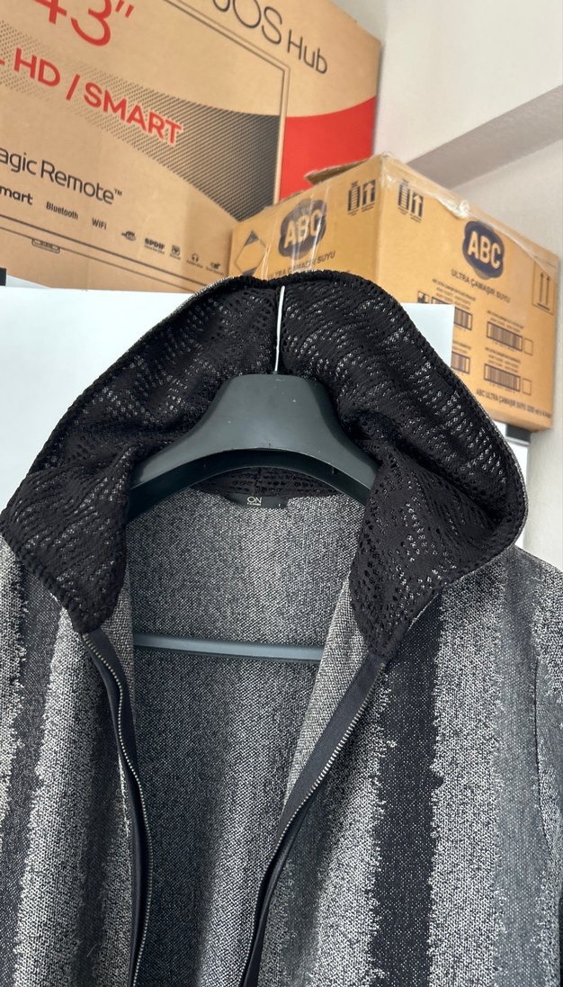 Gri Kapüşonlu Uzun Kadın Kaban - Görsel 3